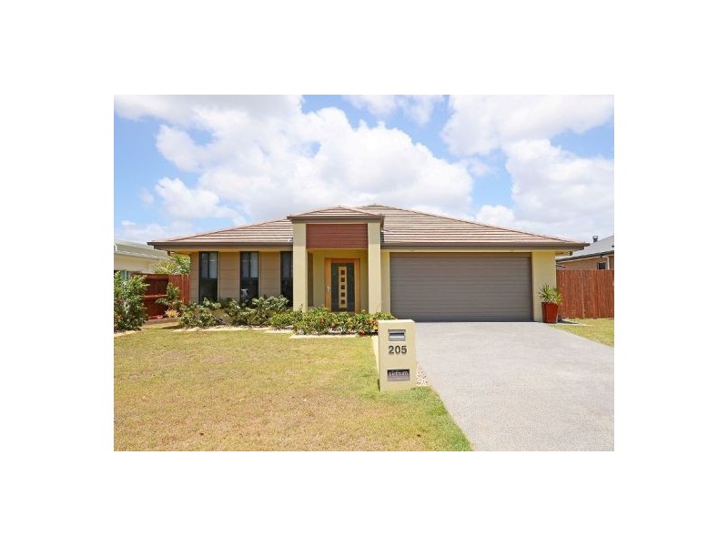 205 Long Street, Pialba QLD 4655