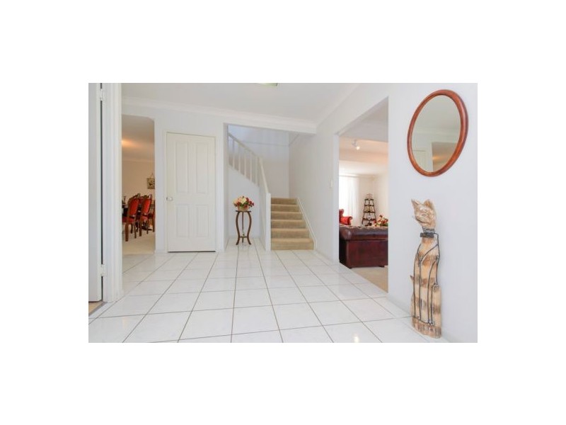 52 Esplanade, Point Vernon QLD 4655