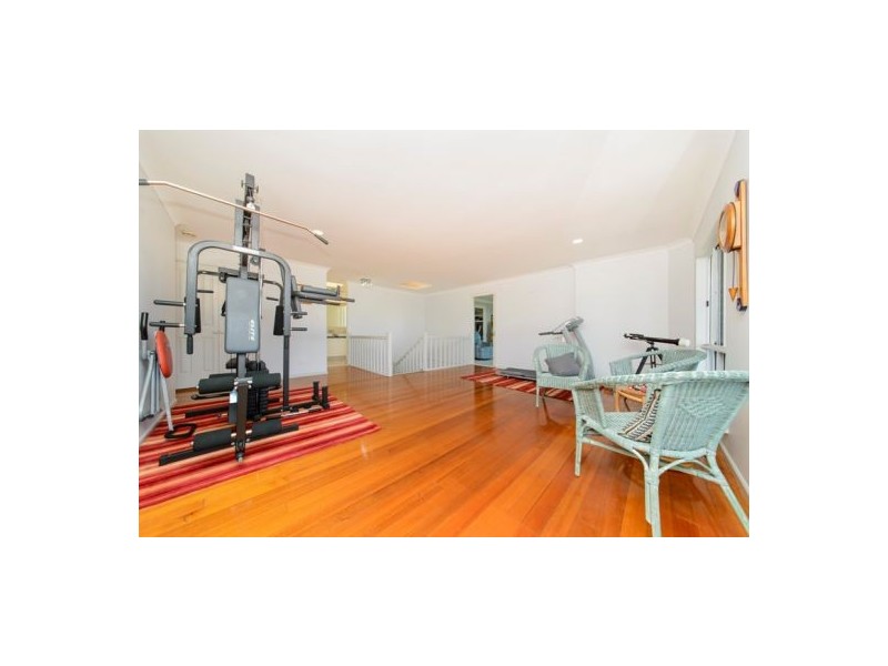 52 Esplanade, Point Vernon QLD 4655