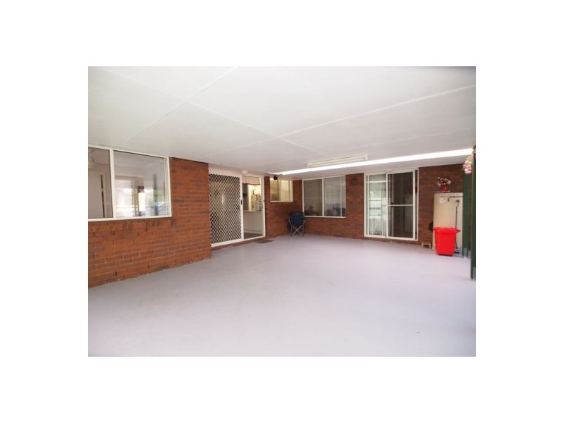 24 Lido Parade, Urangan QLD 4655