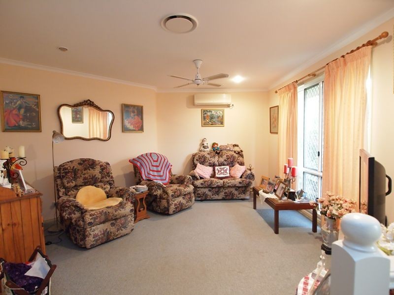 4 Kookaburra Drive, Eli Waters QLD 4655