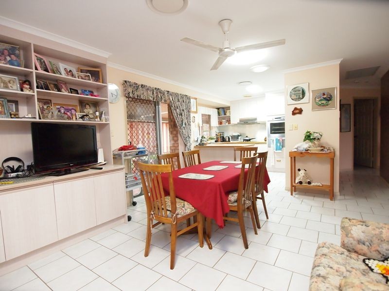 4 Kookaburra Drive, Eli Waters QLD 4655