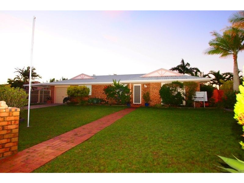 4 Kookaburra Drive, Eli Waters QLD 4655