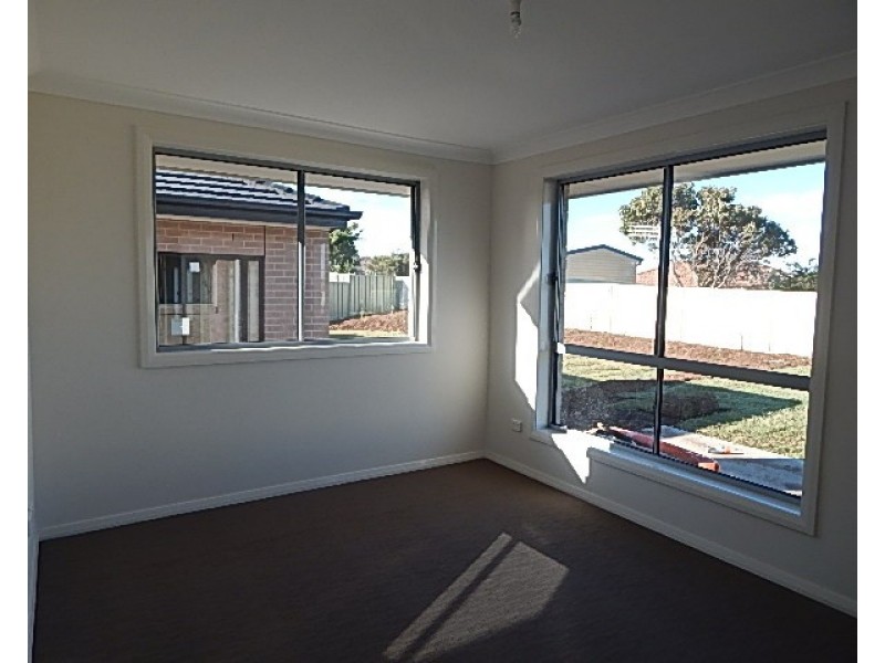 28 April Cct, Bolwarra Heights NSW 2320
