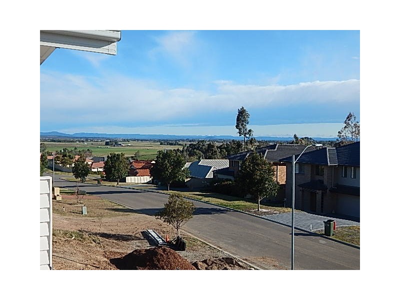 28a April Cct, Bolwarra Heights NSW 2320