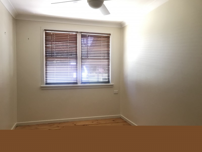 4 Busby Close, Woodberry NSW 2322