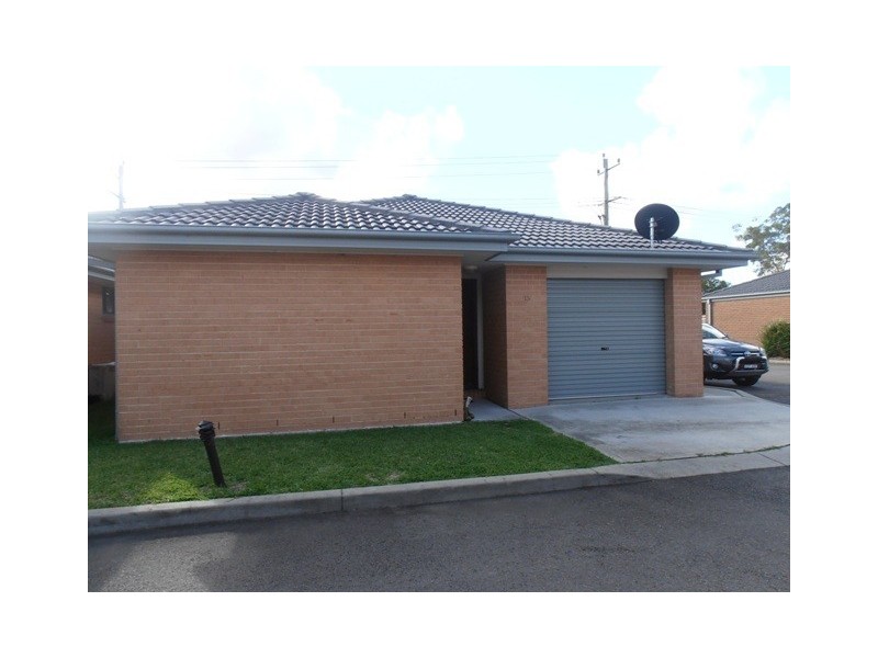13/5 Quarter Sessions Road, Tarro NSW 2322