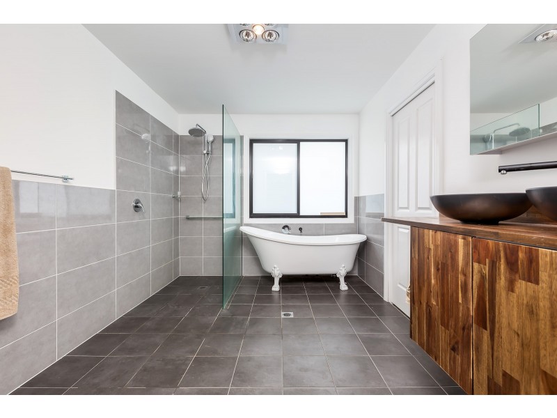 206 Anderson Drive, Beresfield NSW 2322