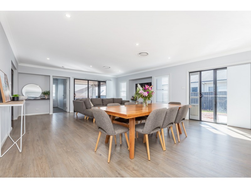 29 Pinchtail Street, Chisholm NSW 2322