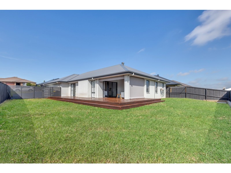 29 Pinchtail Street, Chisholm NSW 2322