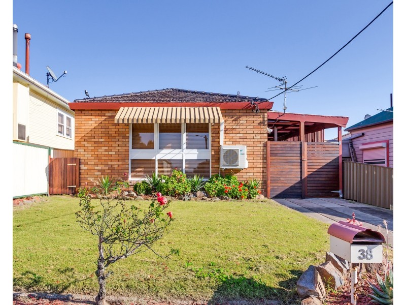 38 South Street, Telarah NSW 2320