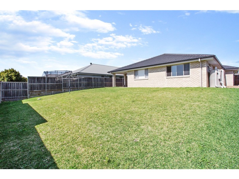 30 Grasshawk Drive, Chisholm NSW 2322