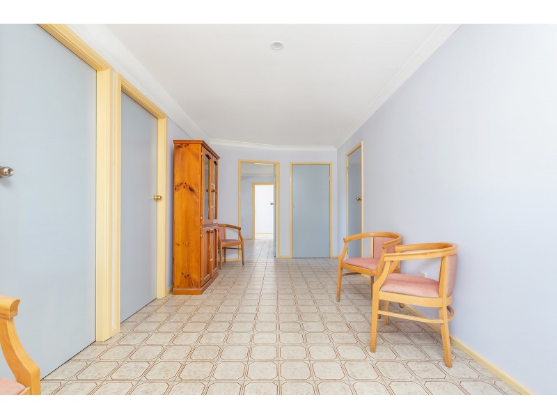 33 Eastern Avenue, Tarro NSW 2322