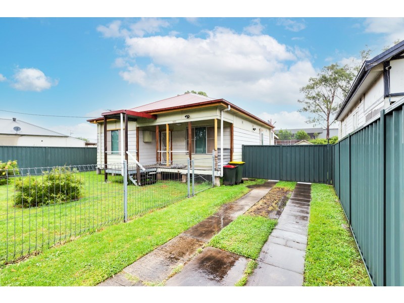 165 Old Maitland Road, Hexham NSW 2322