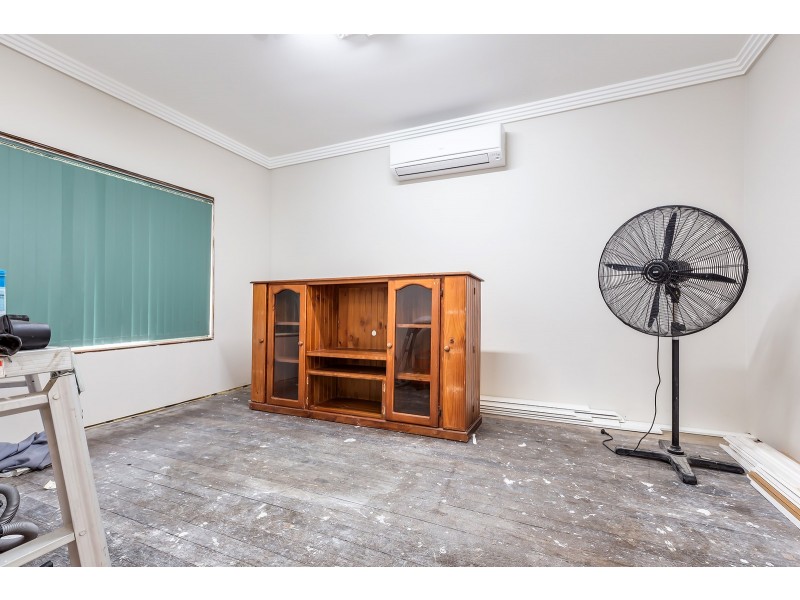 165 Old Maitland Road, Hexham NSW 2322