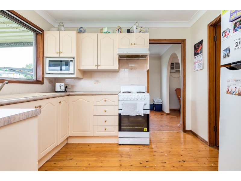 2 Quarter Sessions Road, Tarro NSW 2322