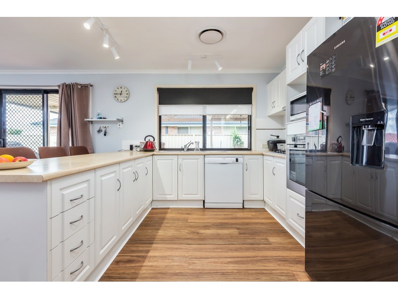 68 Nardoo Avenue, Aberglasslyn NSW 2320