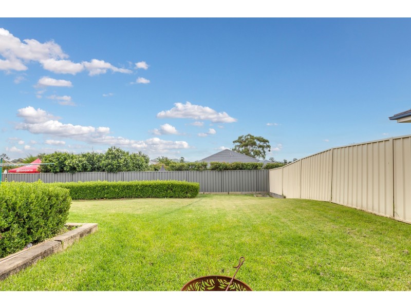 68 Nardoo Avenue, Aberglasslyn NSW 2320