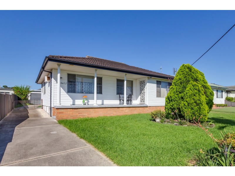 11 Chichester Avenue, Tarro NSW 2322