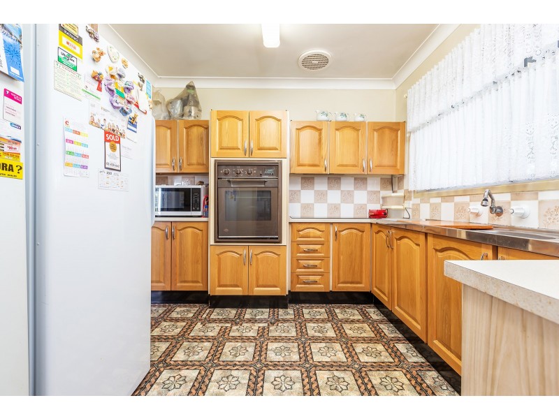 11 Chichester Avenue, Tarro NSW 2322