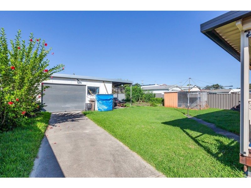 11 Chichester Avenue, Tarro NSW 2322