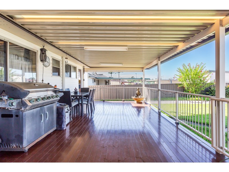 11 Chichester Avenue, Tarro NSW 2322
