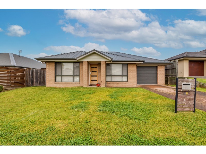 61A Redgum Circuit, Aberglasslyn NSW 2320