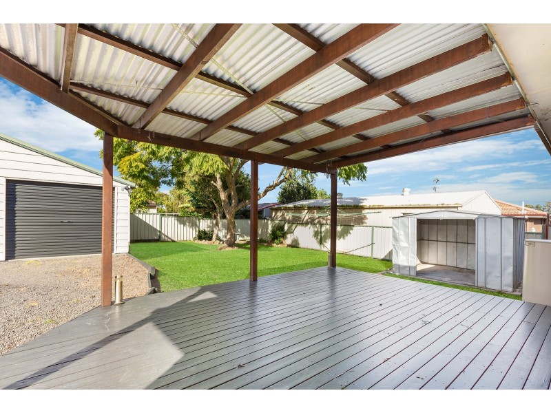 19 Sapphire Drive, Tarro NSW 2322