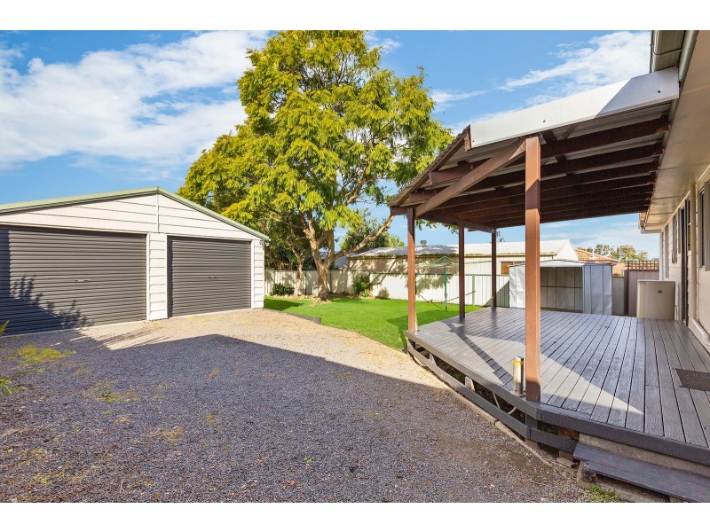 19 Sapphire Drive, Tarro NSW 2322