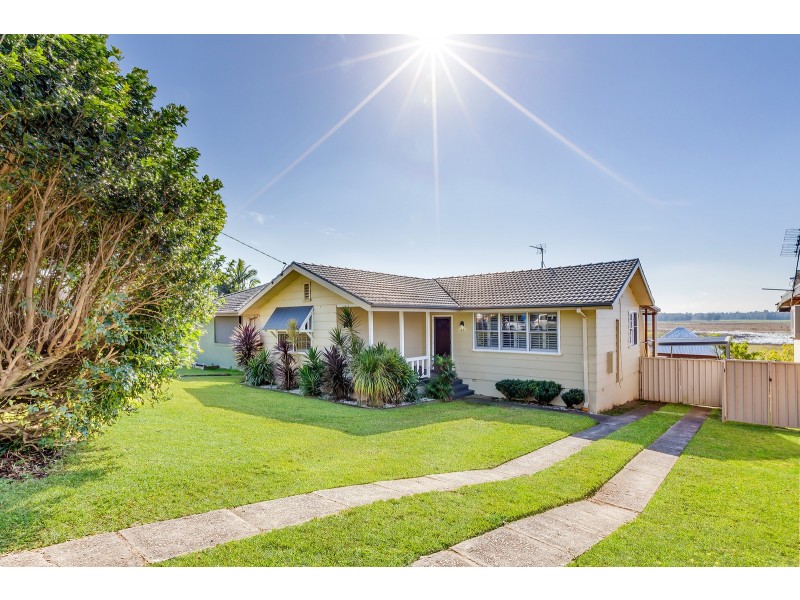 27 Greenway Avenue, Woodberry NSW 2322