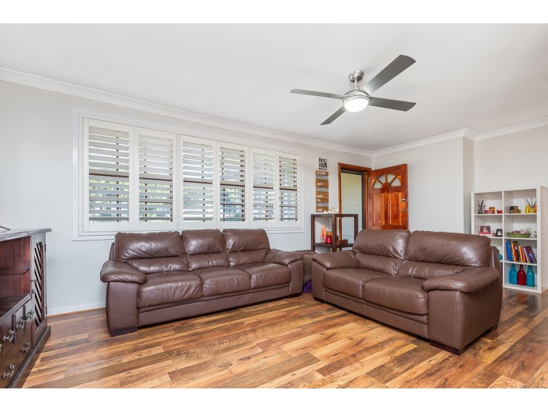 27 Greenway Avenue, Woodberry NSW 2322