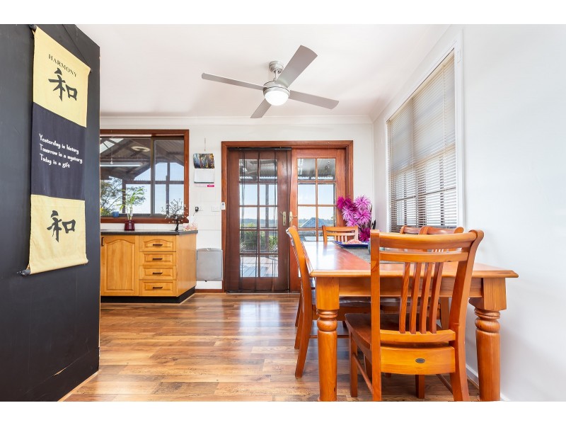 27 Greenway Avenue, Woodberry NSW 2322