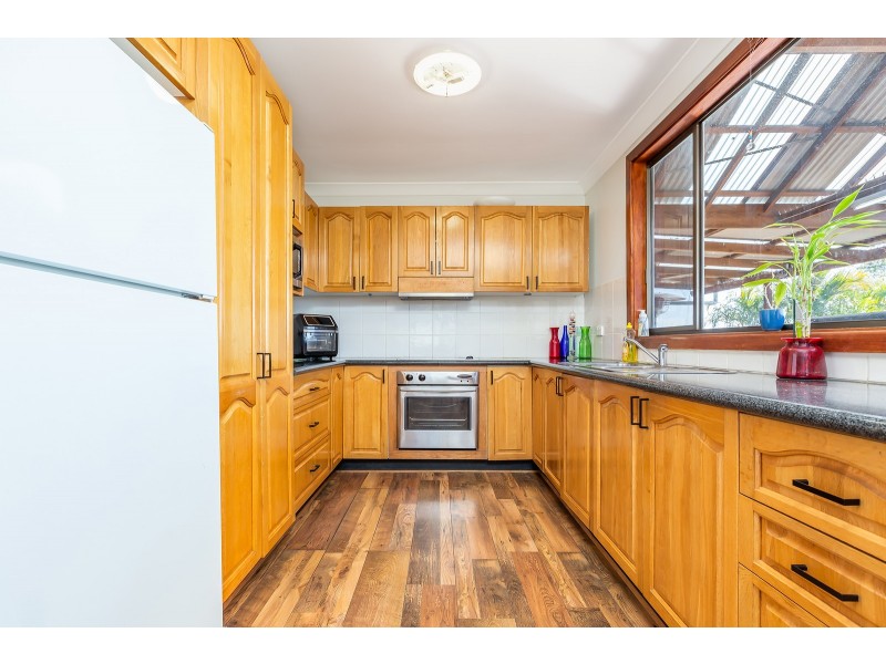 27 Greenway Avenue, Woodberry NSW 2322