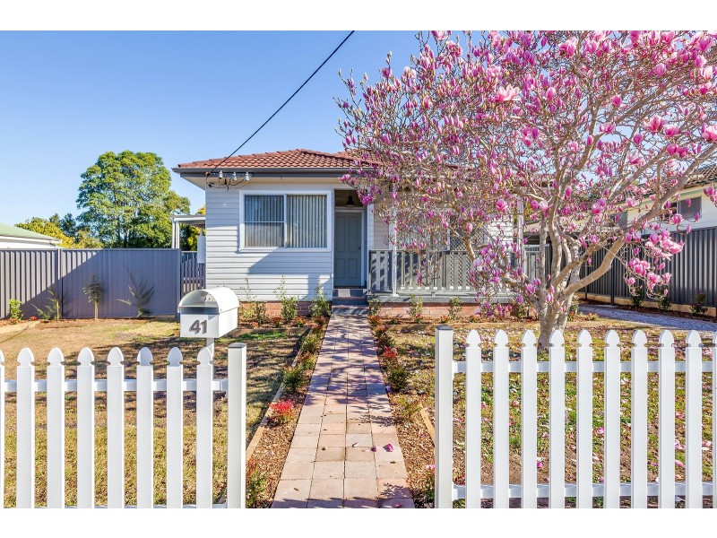 41 Christie Road, Tarro NSW 2322