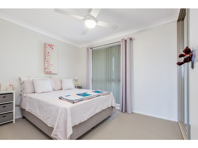 9 Sapphire Drive, Tarro NSW 2322