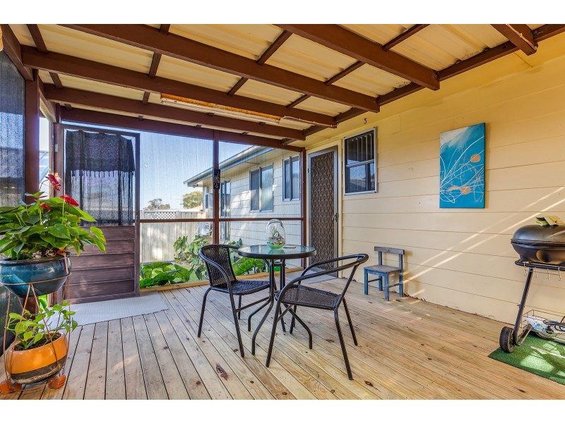 9 Sapphire Drive, Tarro NSW 2322