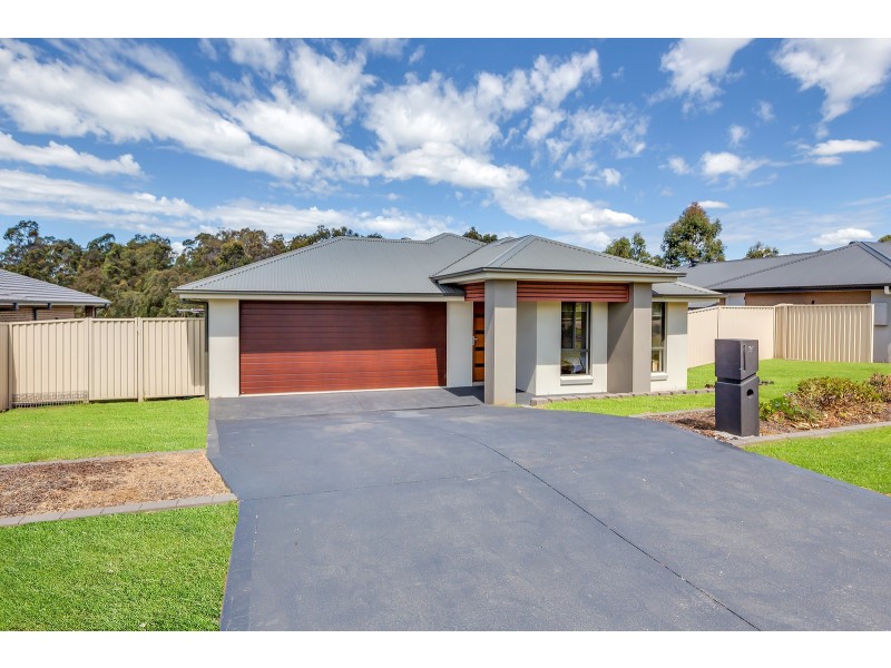 18 Isla Street, Raworth NSW 2321