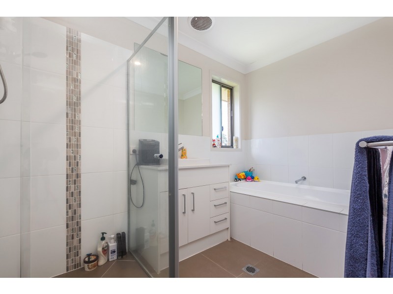 18 Isla Street, Raworth NSW 2321