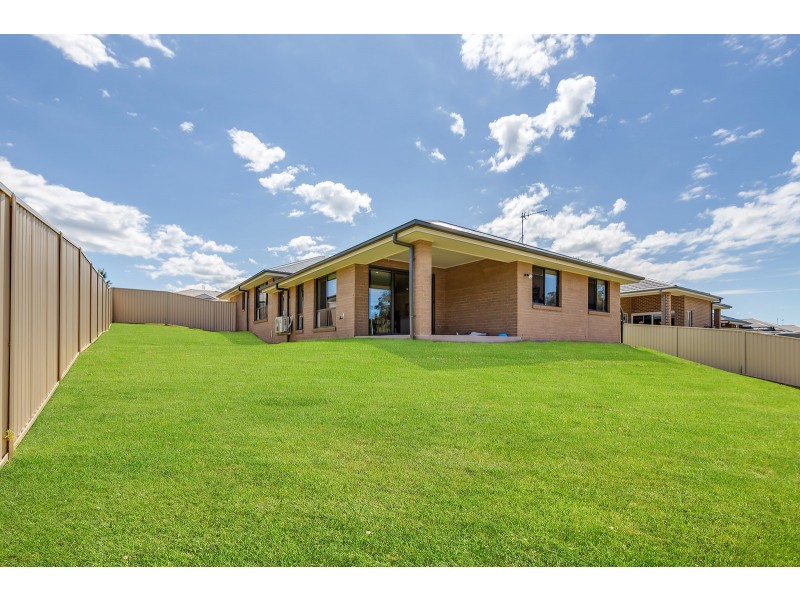 18 Isla Street, Raworth NSW 2321