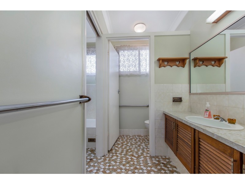 21 Redbill Drive, Woodberry NSW 2322