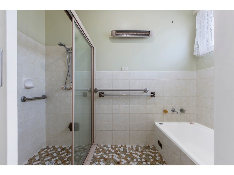 21 Redbill Drive, Woodberry NSW 2322