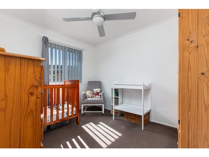 5 Sapphire Drive, Tarro NSW 2322