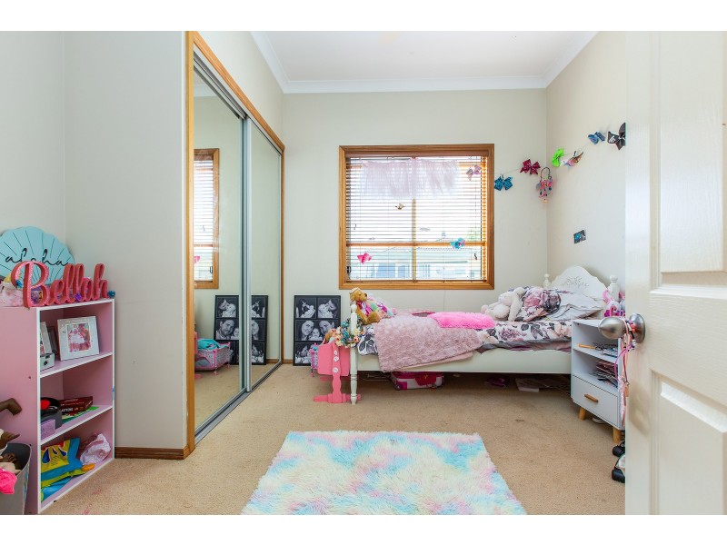 16 Edward Street, Kurri Kurri NSW 2327
