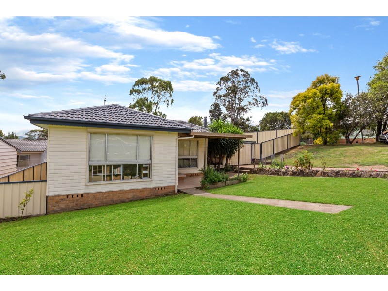 1 Hague Street, Rutherford NSW 2320