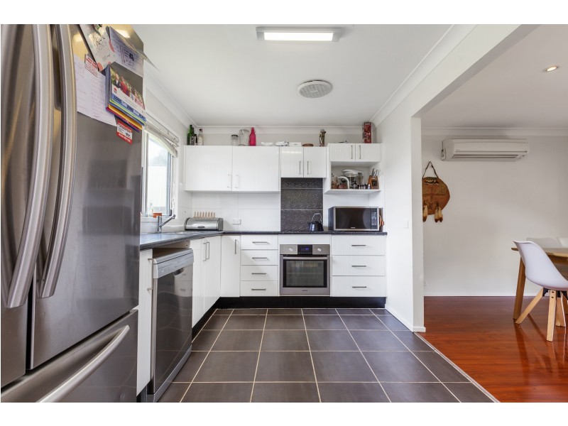 1 Hague Street, Rutherford NSW 2320