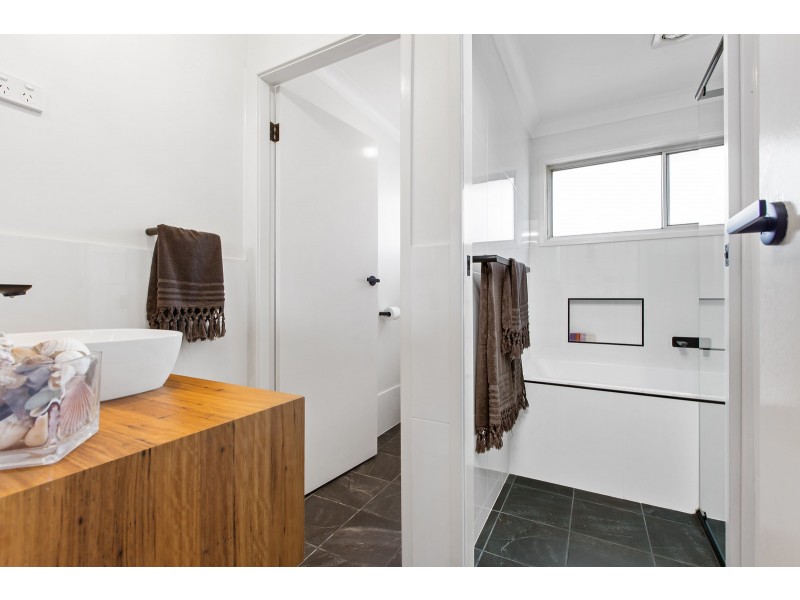 21 Aldwick Close, Tarro NSW 2322