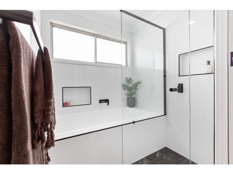 21 Aldwick Close, Tarro NSW 2322