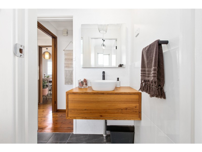 21 Aldwick Close, Tarro NSW 2322