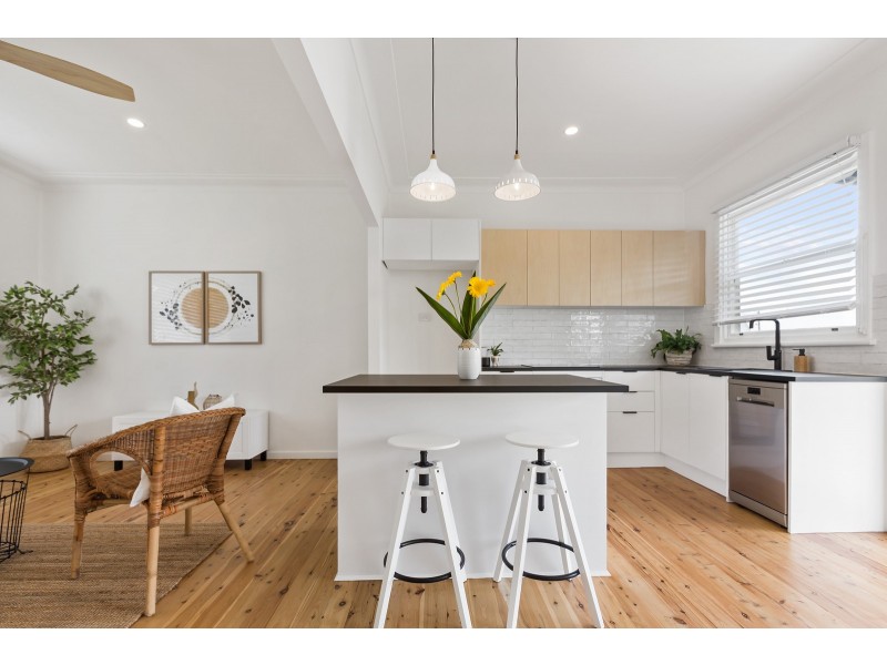 10 Christie Road, Tarro NSW 2322