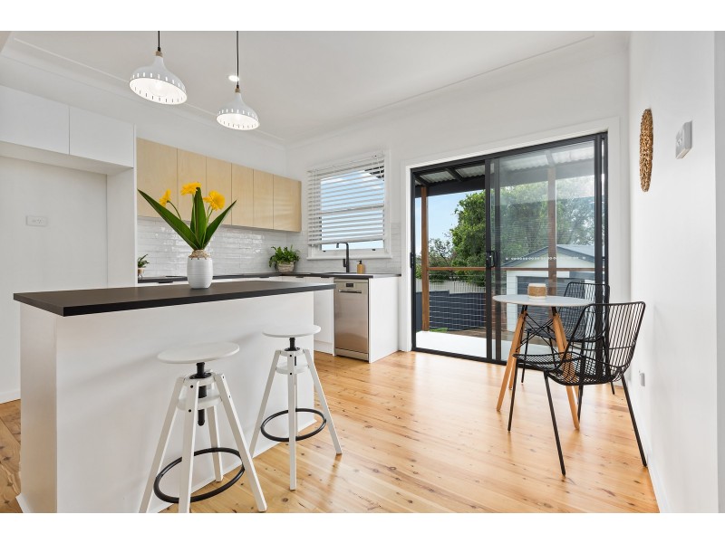 10 Christie Road, Tarro NSW 2322